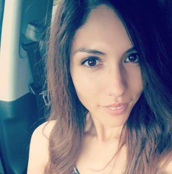 Meet your Posher, Suzy - Picture 5 of 8